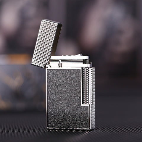 Maduro M2 Refillable Butane Soft Flame Lighter – Sandblasted Diamond Grid