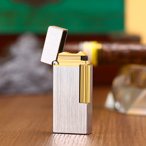 Maduro M7 Classic Midsize Flint Soft Flame Lighter – Kerosene Brushed Steel