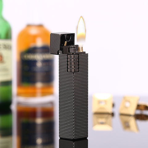 Maduro M4 Slimline Flint Soft Flame Lighter – Kerosene Diamond Grid