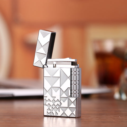 Maduro M2 Refillable Butane Soft Flame Lighter – Geometric Maze